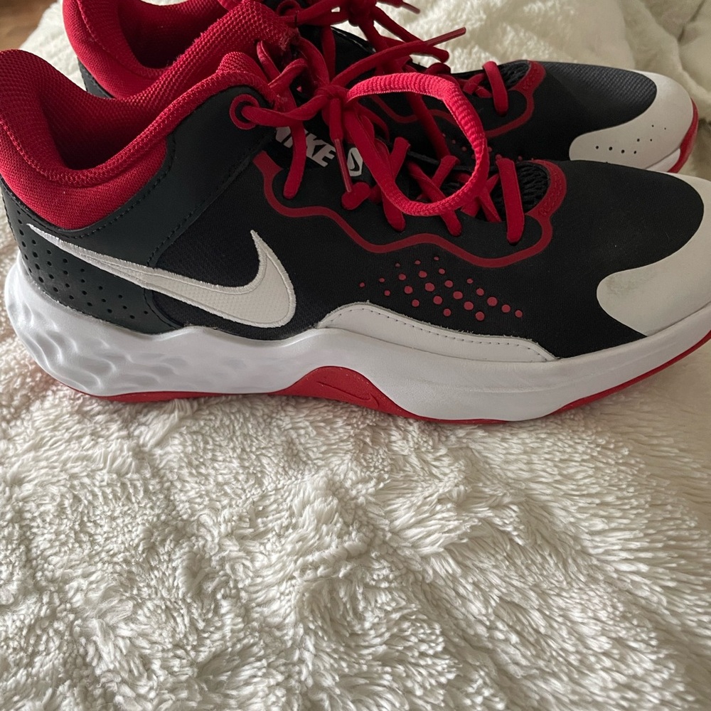 Nike Fly by Mid basketball Black and Red Sneakers with White Accents